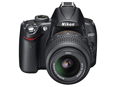 Nikon D5000: зеркалка начального уровня с поворотным экраном-2