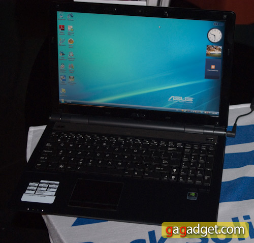 ASUS представила в Украине новые ноутбуки U-серии-2