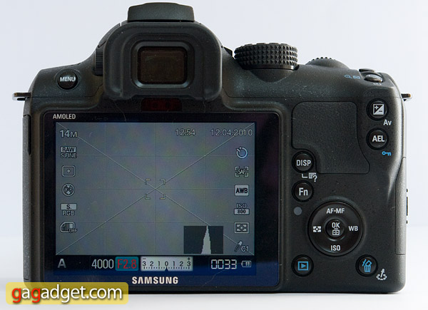 Подробный обзор гибридной цифровой фотокамеры Samsung NX10-9
