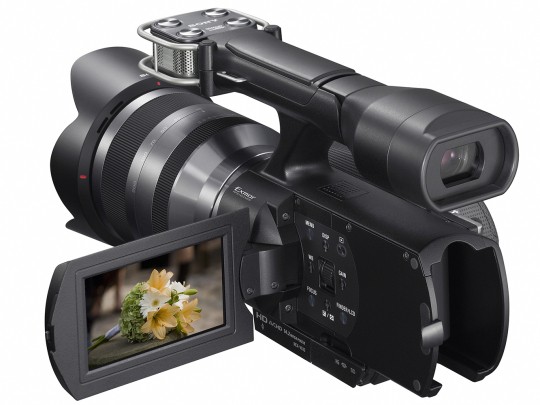 Sony Handycam NEX-VG10: видеокамера с большой матрицей и сменной оптикой (обновлено, видео)-4
