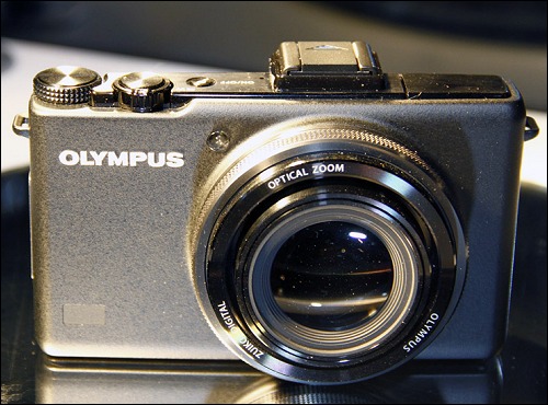 Olympus работает над компактной камерой высокого класса-2