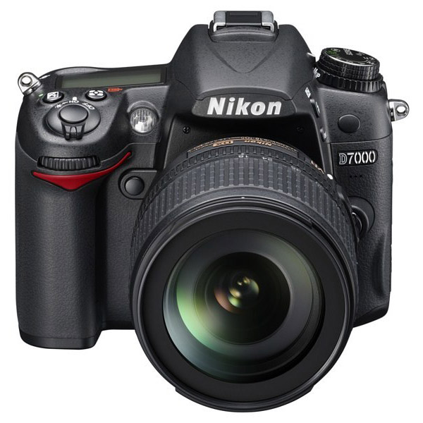 Nikon D7000: впечатляющая зеркальная камера среднего класса