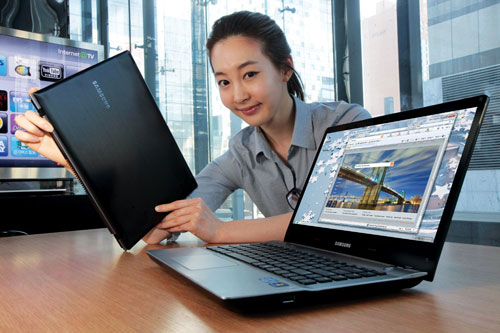 Samsung QX412: 14-дюймовый ноутбук в корпусе 13-дюймового 