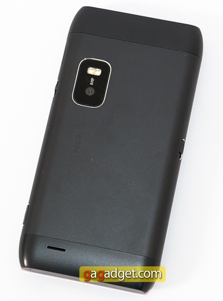 Обзор Symbian-смартфона Nokia E7-11