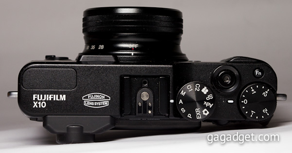 Беглый обзор компактной цифровой фотокамеры Fujifilm FinePix X10 -6