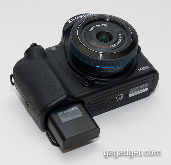 Беглый обзор фотоаппарата Samsung NX11 и объектива Samsung NX 20 mm f/2.8 i-Function -4