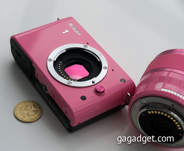 Компактные системные камеры Nikon V1 и J1 своими глазами 