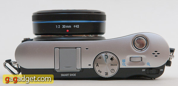 Предварительный обзор беззеркальной камеры Samsung NX100-4