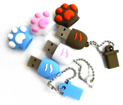 Кавайные USB-флешки в виде кошачьих лапок