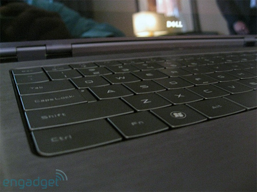 Первые живые снимки 13-дюймового ноутбука Dell Adamo-3