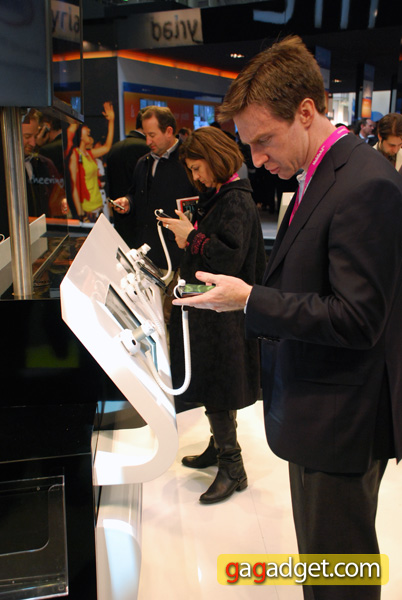Стенд HTC на MWC 2009 своими глазами-5