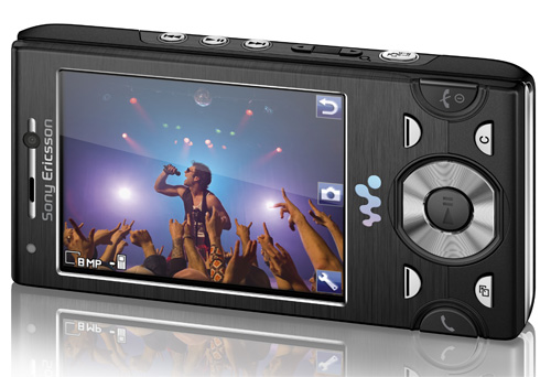 Приказано выжить: Sony Ericsson W995 как музыкальный клон C905-2