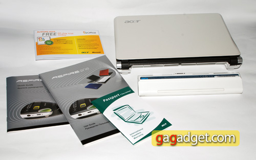 Acer Aspire One D150 своими глазами: распаковка, внешний вид и первые впечатления-2