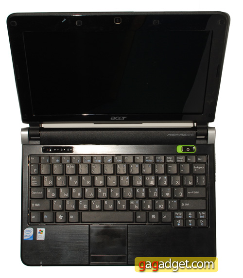 Acer Aspire One D150 своими глазами: распаковка, внешний вид и первые впечатления-9