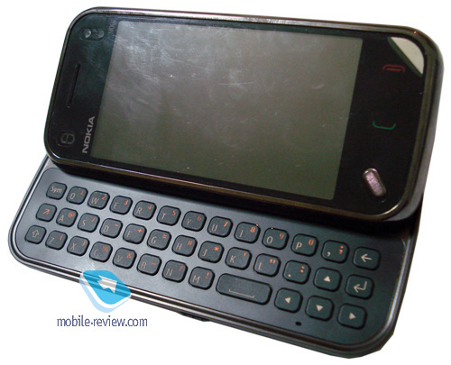 "Допремьерные" снимки Nokia N97 Mini: возможности и позиционирование