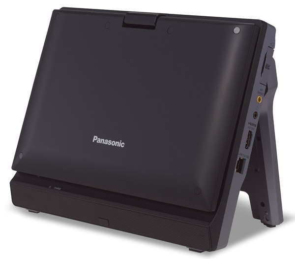 Panasonic DMP-B15: первый в мире портативный плеер Blu-ray-2