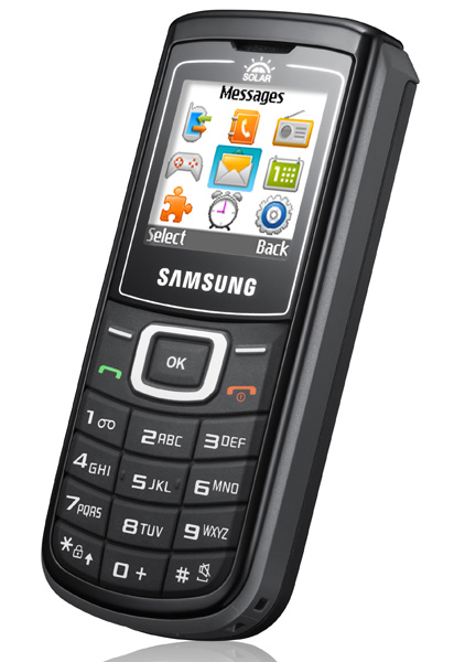 Samsung E1107: недорогой телефон с солнечной батареей