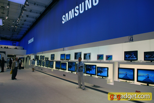 Павильон Samsung на выставке IFA 2009 своими глазами: фоторепортаж-15