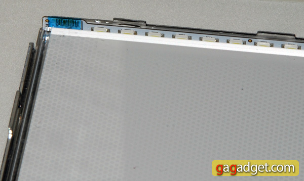 Samsung XL2370: чертовски красивый LED-монитор поступает в продажу за 3500 гривен-10