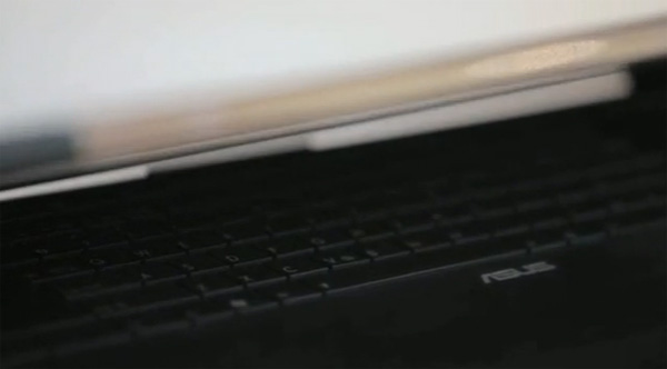 Asus NX: ноутбук с необычным дизайном и улучшенной акустикой (видео)-4
