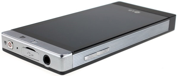 Живые снимки и дополненные характеристики сенсорного телефона LG GD880 Mini-3
