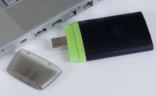 AirStash: беспроводный SD-ридер для iPhone и iPod Touch (видео)