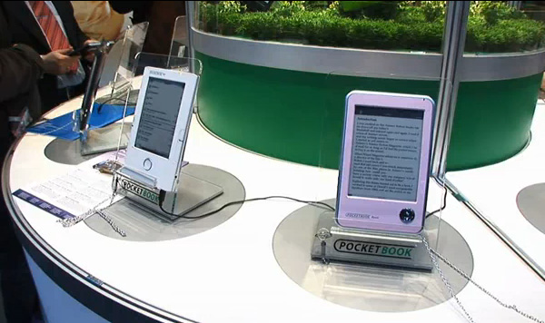 Технопарк: Pocketbook на выставке CeBIT 2010