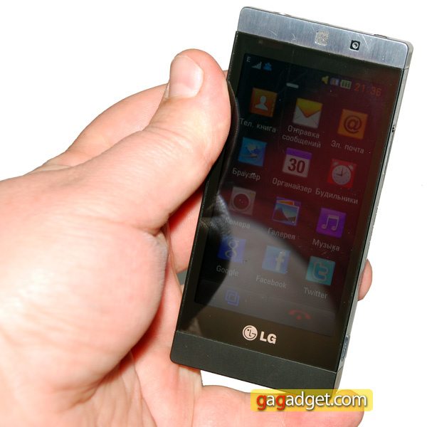 Просто конфетка: подробный обзор LG GD880 Mini
