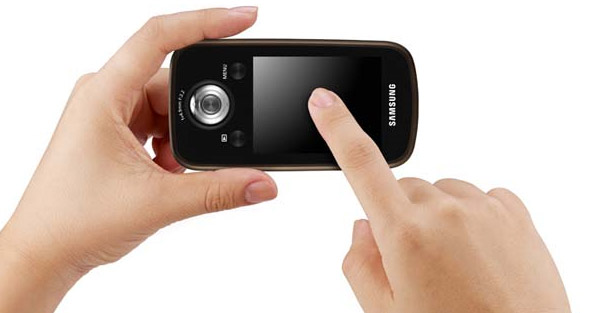 Samsung HMX-E10: FullHD-камера с дизайном мобильного телефона-3