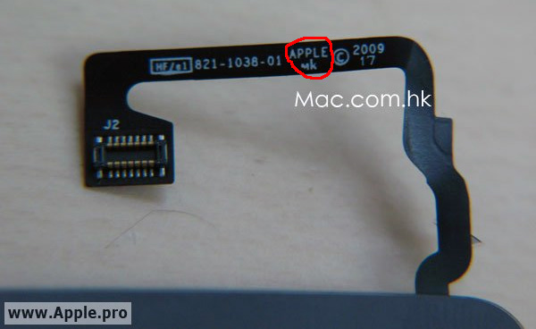 Apple что-то затевает с квадратным 1.2-дюймовым сенсорным дисплеем-4