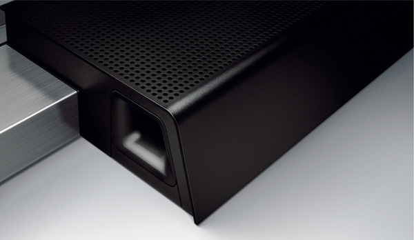 3D-телевизоры Sony BRAVIA NX710 и NX810: дизайн, третье измерение и интернет-7