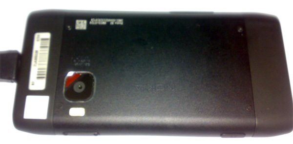 Фотографии Nokia N9: N8 с клавиатурой в стиле Apple-5