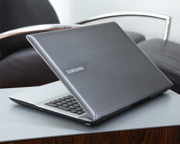 Ноутбуки Samsung серии QX: 4-ядерный процессор Intel Core i5/i7 и 7 часов работы