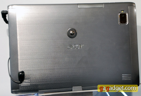 MWC 2011: Android-планшеты Acer Iconia Tab A100 и Tab A500 своими глазами (видео)-14