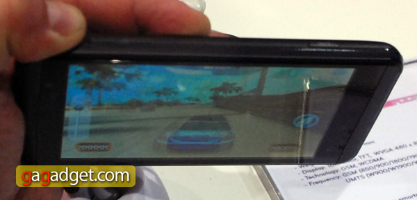 MWC 2011: Android-смартфон LG Optimus 3D своими глазами-17