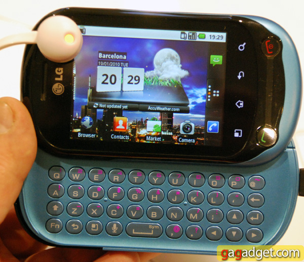 MWC 2011: бюджетный Android-смартфон LG Optimus Chat с QWERTY-клавиатурой