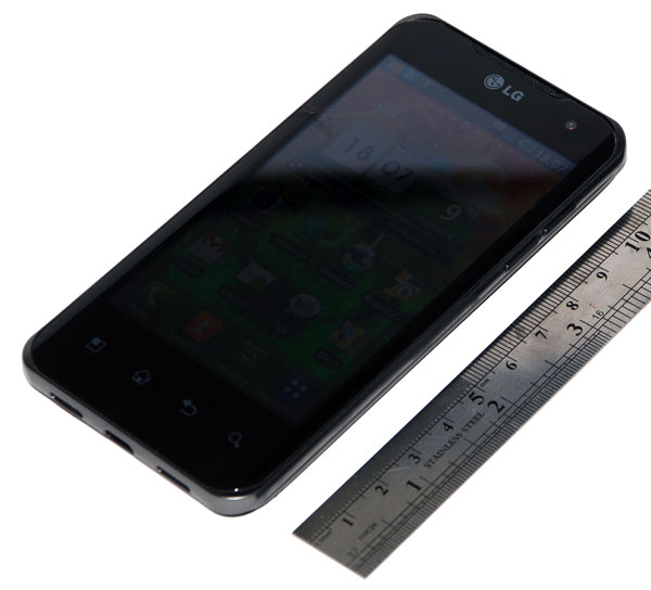 Марафон: внешний вид, характеристики и комплектация LG Optimus 2X-3