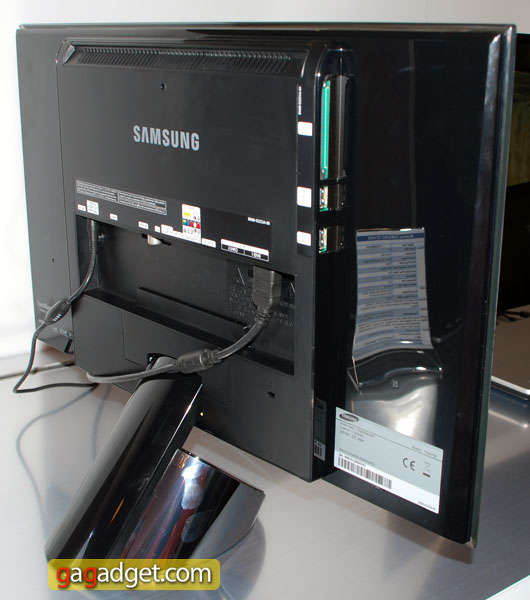 Дизайн прежде всего: репортаж с презентации линейки мониторов Samsung 2011 года-37