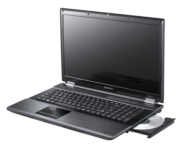 Samsung RF712: 17-дюймовый ноутбук с 3D-дисплеем-2