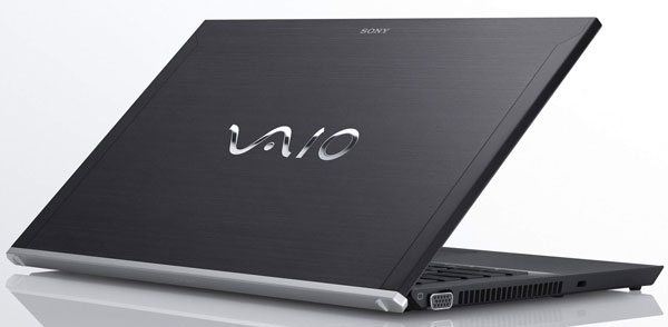 Sony VAIO Z 2011 года: процессор Sandy Bridge и аксессуар Power Media Dock