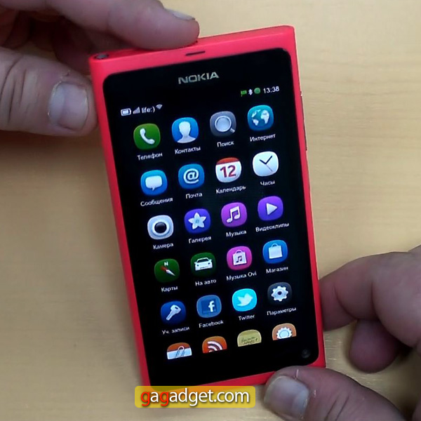 Nokia N9: внешний вид и интерфейс на видео