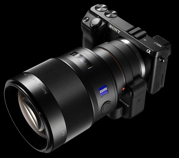 Sony NEX-7: гибридная камера с 24-мегапиксельным сенсором и встроенной вспышкой