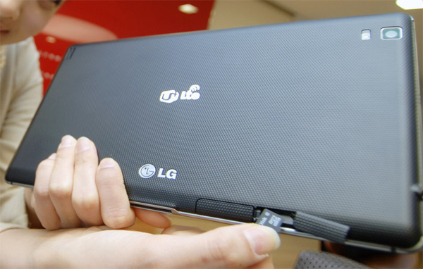 LG Optimus Pad LTE: 9-дюймовый планшет с IPS-матрицей на Android 3.2-4