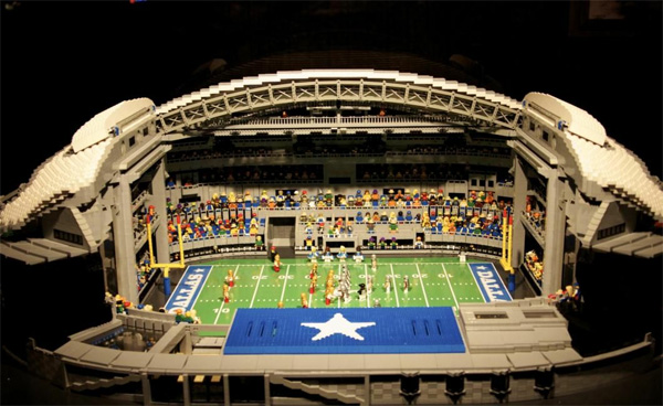 Стадионы будущего: главные спортивные площадки EURO 2012 из конструктора LEGO-2