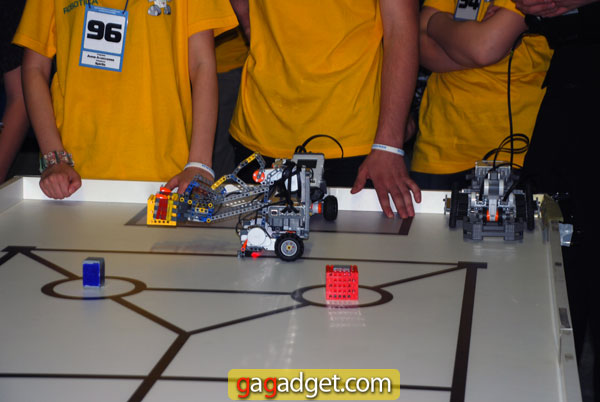 Фоторепортаж с фестиваля робототехники Robotica 2012-26