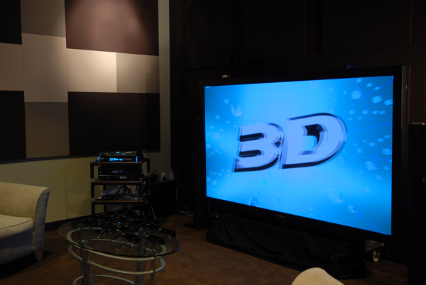Sony продемонстрировал на IFA хозяйственный FullHD-кинотеатр с плазменным 3D-телевизором-2