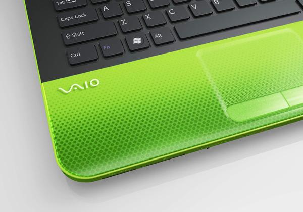 Вкусные как леденцы: Sony предлагает ноутбуки VAIO E с 14 и 17 дюймами-4