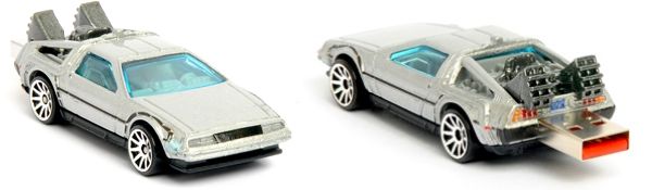 Машина времени в вашем кармане: USB-флешка DeLorean-2