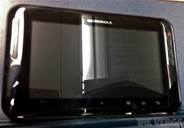 Превращение планшета в пульт для ТВ на примере Motorola Corvair-2