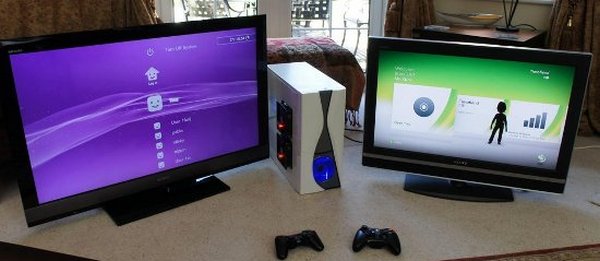 PlayStation 3 и Xbox 360 впихнули в один компьютерный корпус